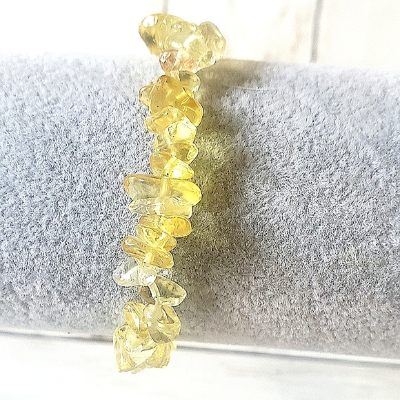 Natural Stone Bracelet, yellow, NWOT - Picture 2 of 2